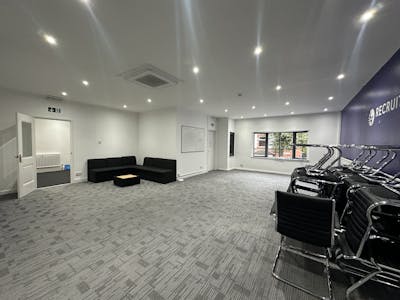 35 Frederick Street, Loughborough, Office To Let - IMG_2176.jpg