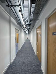 29 Grove Hill, Harrow, Office To Let - Internal 23.png