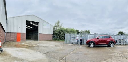 Unit 7, Bury, Industrial / Light Industrial To Let - IMG_E2022.JPG