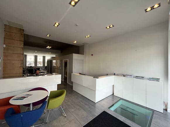 559 Sauchiehall Street, Glasgow, Offices / Retail To Let - PHOTO-2023-04-12-10-34-58 16.jpg