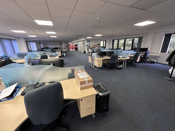 Parkway House, Haddenham, Office To Let - IMG_8789.jpeg