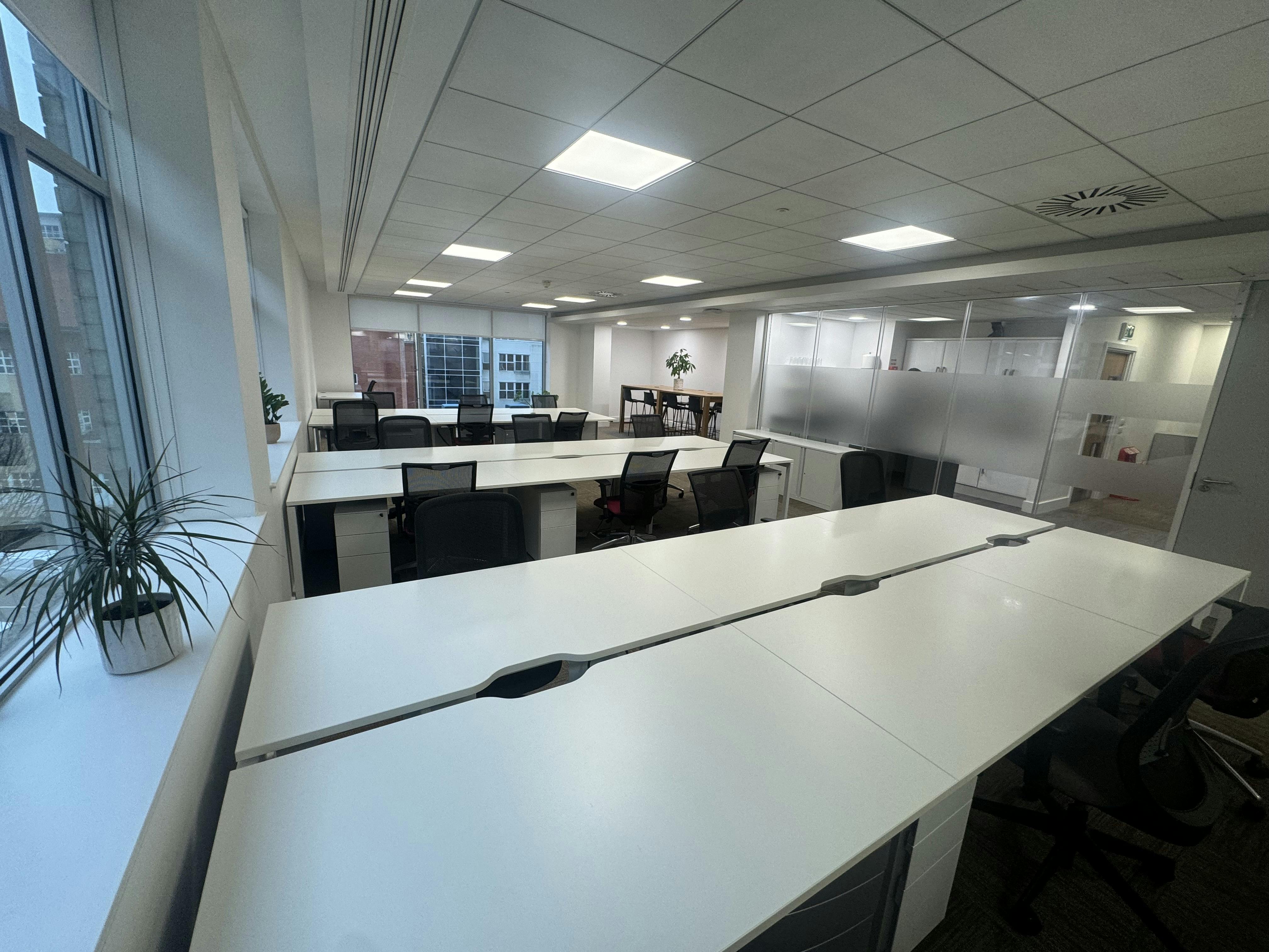 Scale Space, 45 Wollaton St, Nottingham, Office To Let - IMG_4878.jpg