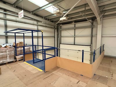 Unit 7 Premier Business Park, Luton, Industrial / Industrial/Logistics For Sale - IMG_6847.JPG