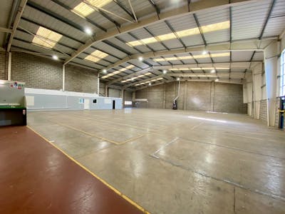 Unit 9, Severnlink Distribution Centre, Chepstow, Industrial To Let - 9 Severnlink 00.jpg