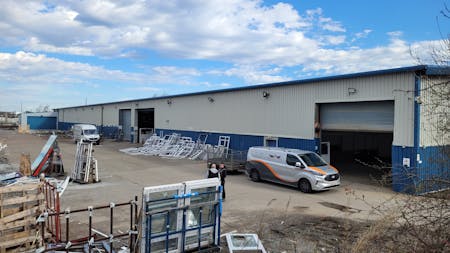 14 Grange Road, Livingston, Industrial To Let - 20260407_100640.jpg