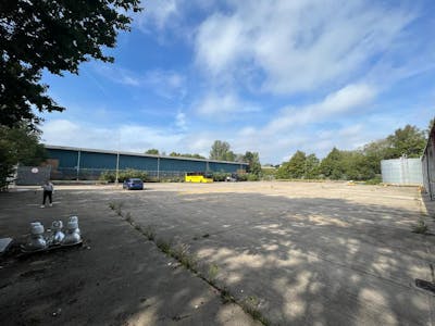 Concrete Yard, St Annes Road, Bristol, Open Storage To Let - f84fb46bb1554cd49690f64a3972efb8.JPG