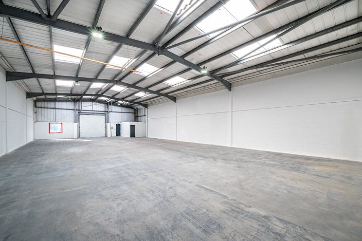 Units 21 & 22 Riverpark Industrial Estate, Newbury, Industrial / Warehouse To Let - RIVERPARK INDUSTRIAL ESTATE_056.jpg