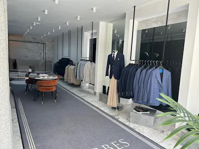 26 Water Lane, Wilmslow, High Street Retail Lease Assignment - PHOTO-2026-07-26-20-50-35 9.jpg