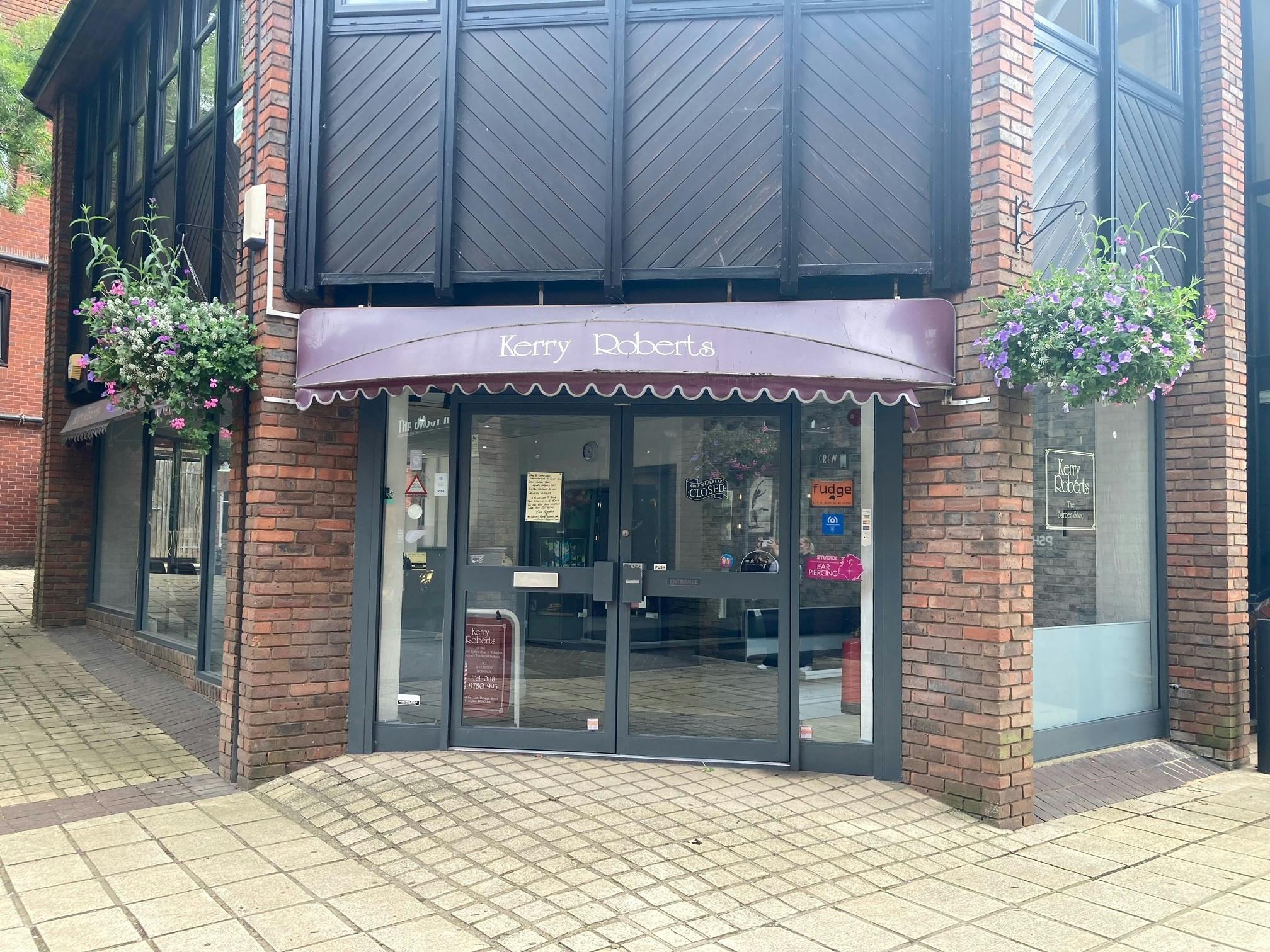 4 Alexandra Court, Wokingham, Offices / Retail, To Let Page Hardy Harris