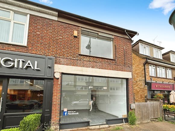 140 High Street, Rayleigh, Development / Office / Retail / Retail For Sale - 66b19fa3IMG20250605WA0005.jpg