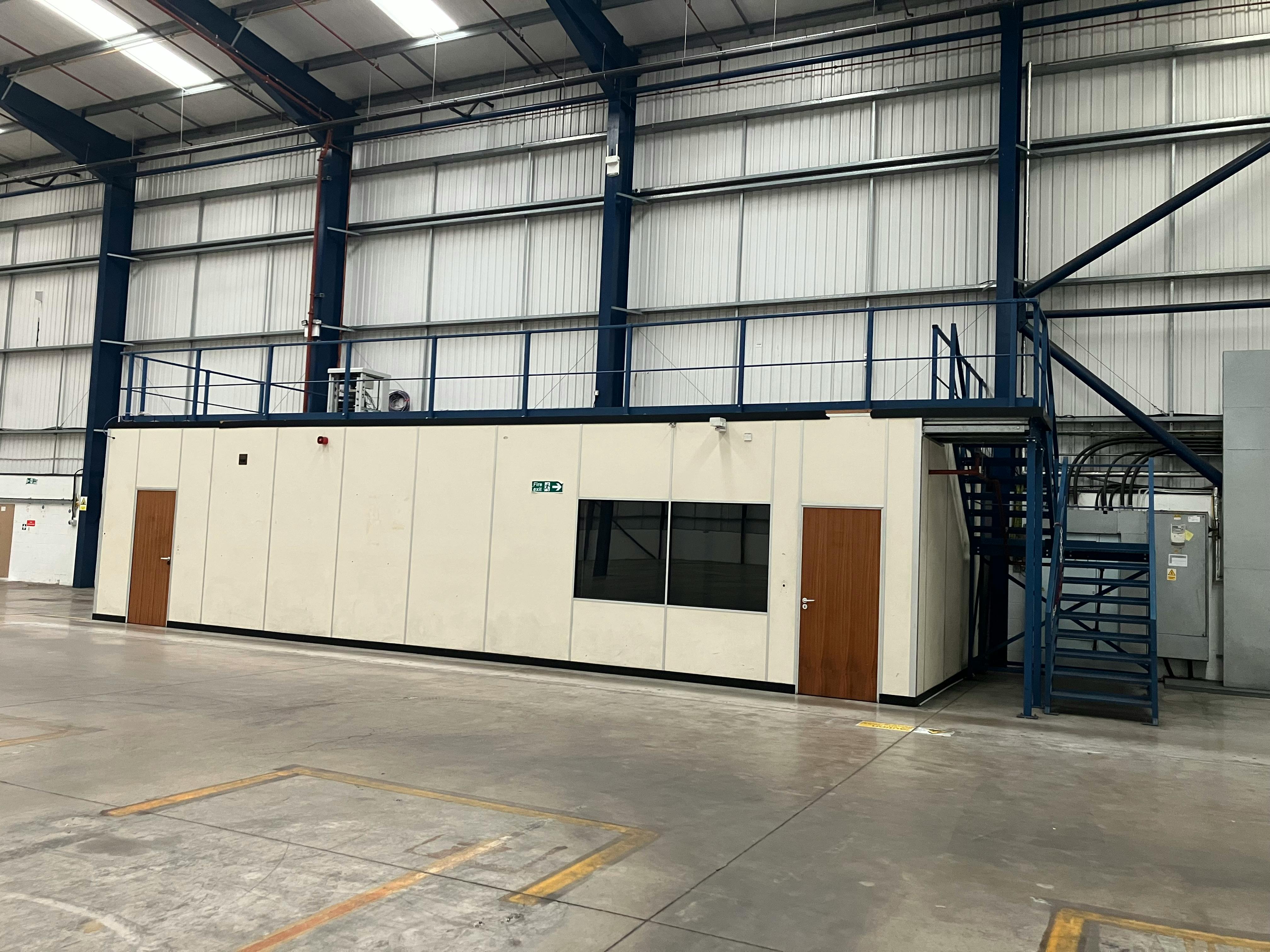 Industrial Unit in Worcester - photo 4