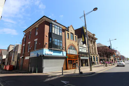 23 Corporation Road, Middlesbrough, Retail To Let - IMG_6469.JPG