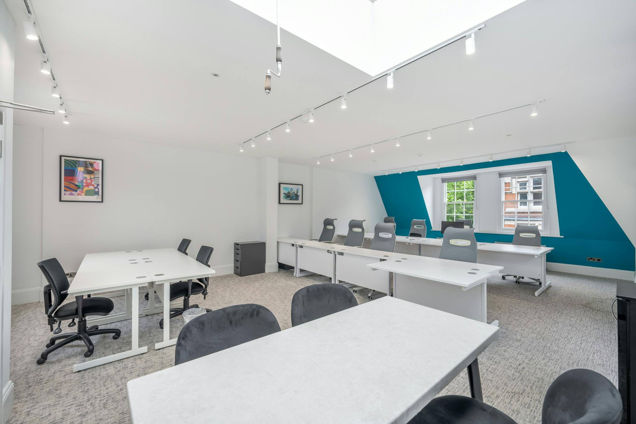 22 Gilbert Street, London, Offices To Let - DSC07756-Edit-2.jpg