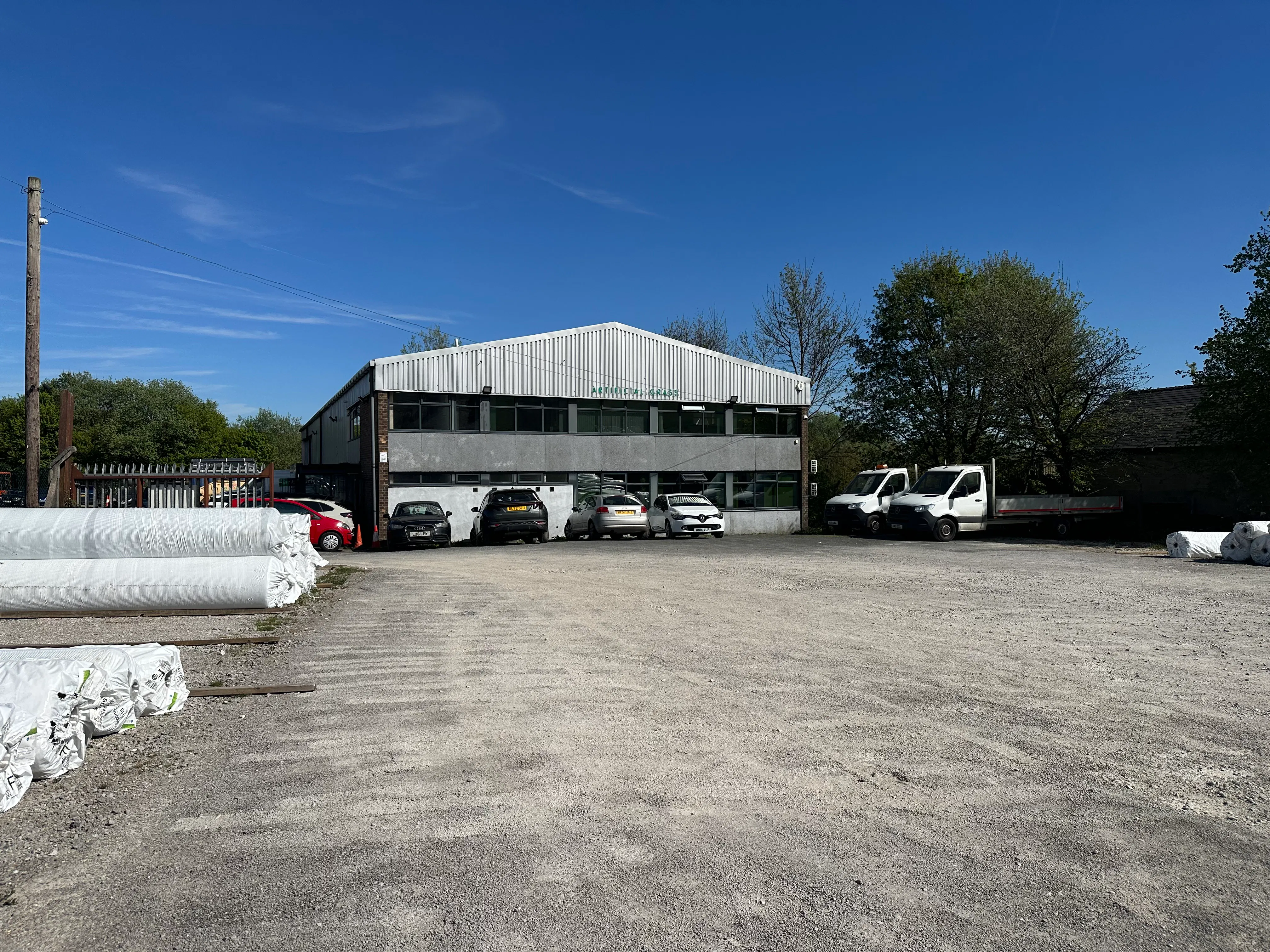 16 Hallsteads, Buxton, Industrial To Let - External