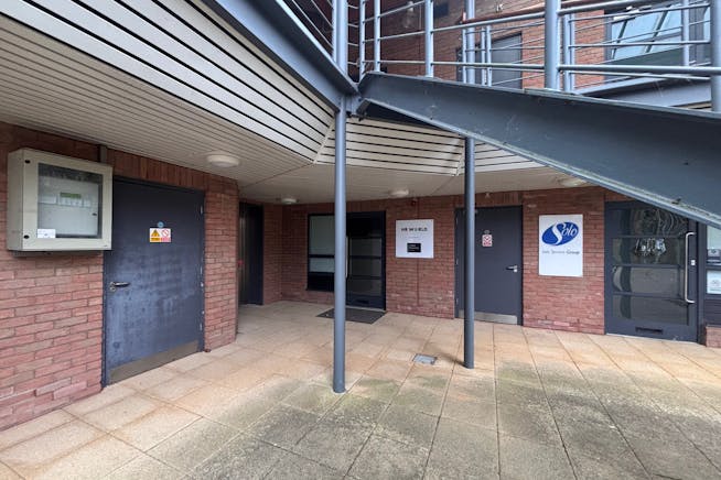 6 The Sanctuary, Ham Green, Office For Sale - IMG_9169.jpeg 6 The Sanctuary, Ham Green, Office For Sale - IMG_9169.jpeg