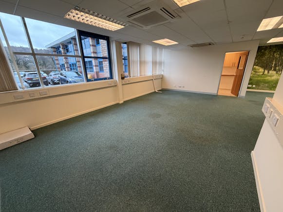 Suite 2, South Inch Business Centre, Perth, Offices To Let - IMG_1596.JPG