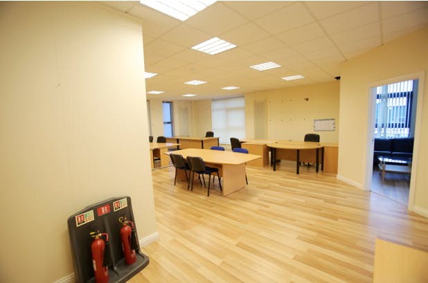 5A Hawthorn Office Park, Belfast, Offices To Let - Image 2.png