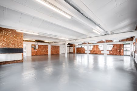 Unit 4 Bayford Street Industrial Centre, London, Industrial / Office To Let - Bayford St Ind U4  Low Res 7.jpg