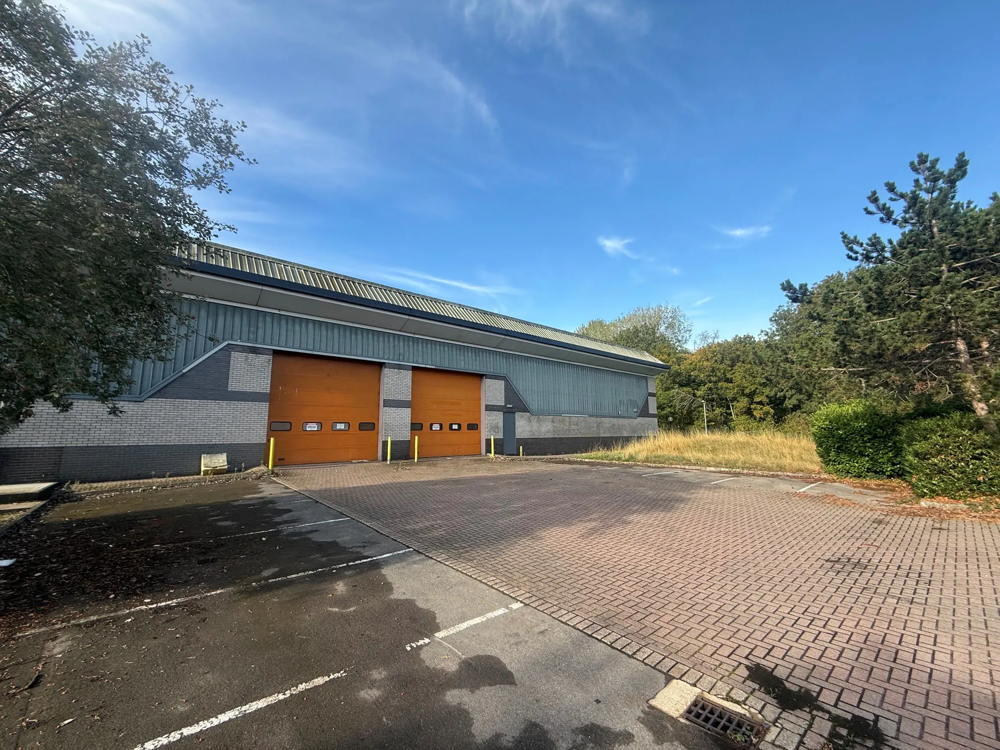 Unit 4 Pagoda, Westmead Drive, Westmead Industrial Estate, Swindon, Industrial To Let / For Sale - Rear elevation 2.jpg