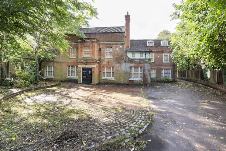 The Old House & Rathbone House, 4 Heath Road, Weybridge, Offices For Sale - IW260924HW009a.jpg