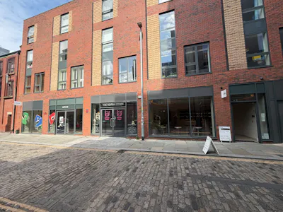 49 Henry Street, Manchester, High Street Retail To Let - IMG_6039.jpeg