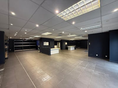 Holmesfield Road, Warrington, Showroom / Warehouse To Let / For Sale - 8.jpg