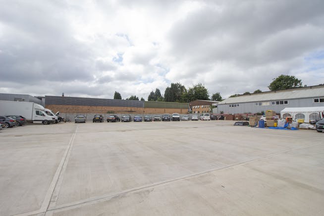 Open Storage, Land Rear of 280 Bellingdon Road, Chesham, Development / Open Storage To Let - 8 .jpg