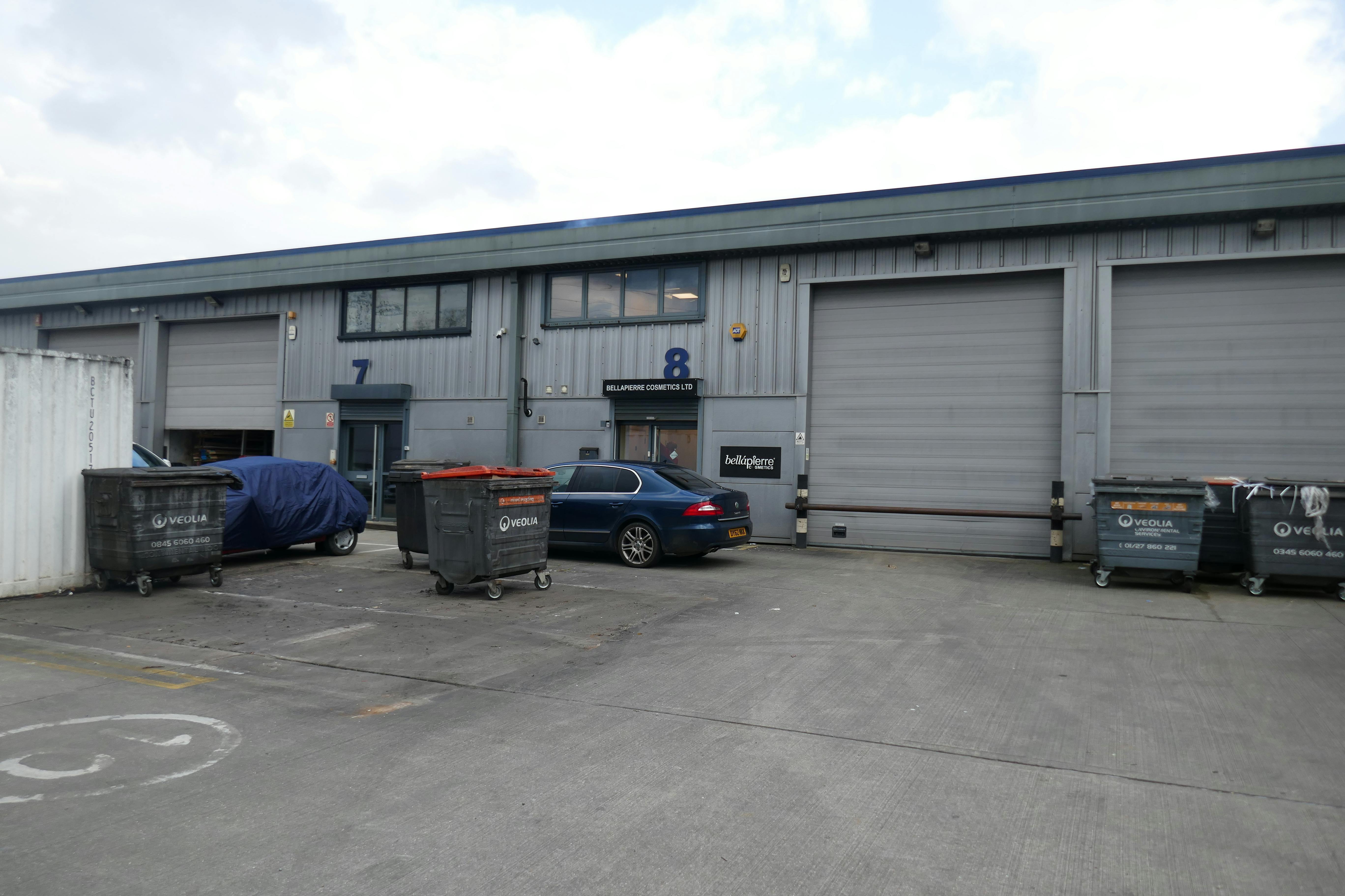 Unit 8, Waltham Abbey, Industrial For Sale - P1020302.JPG