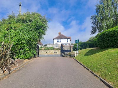 Former Leaf Hospital, 33 St Anne's Road, Eastbourne, D1 (Non Residential Institutions) / Education / Healthcare / Investment / Office For Sale - 20240614_092219.jpg