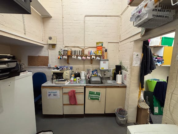 39 Riverside Walk, Thetford, Retail To Let - IMG_4445.JPG