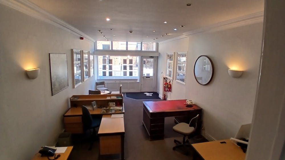 11 Micklegate, York, Retail To Let - 20250708_101710.jpg