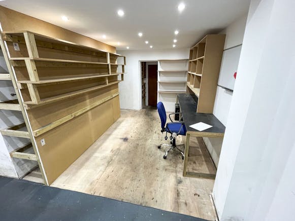 95 Greenford Avenue, Hanwell, Retail To Let - 4 New.jpg