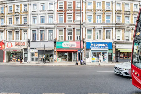 11 Camberwell Church Street, London, Retail To Let - 1500528 (1).jpg