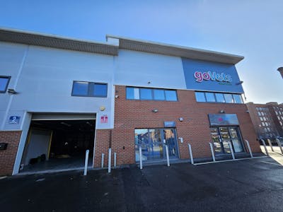 Unit 1-2, James Street, Manchester, Leisure / Office To Let - 20260116_131944.jpg