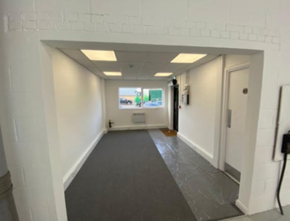 Unit 9 Mead Park Industrial Estate, Harlow, Industrial To Let - Picture4.png