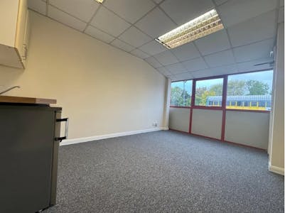 Kendal Court, Unit 10, Kendal Avenue, London, Industrial To Let - 10 kendal office.jpg