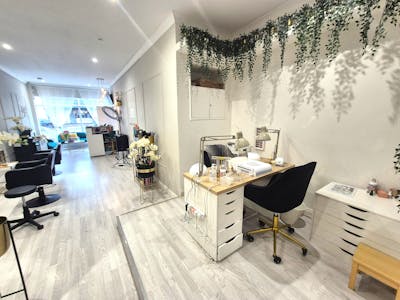 10 Buxton Road, Stockport, Retail To Let - 20251103_095959.jpg