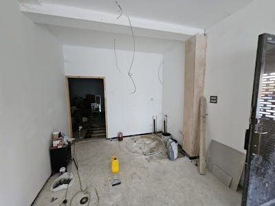 129 Manchester Road, Manchester, Leisure / Office / Retail To Let - 20251203_124838.jpg