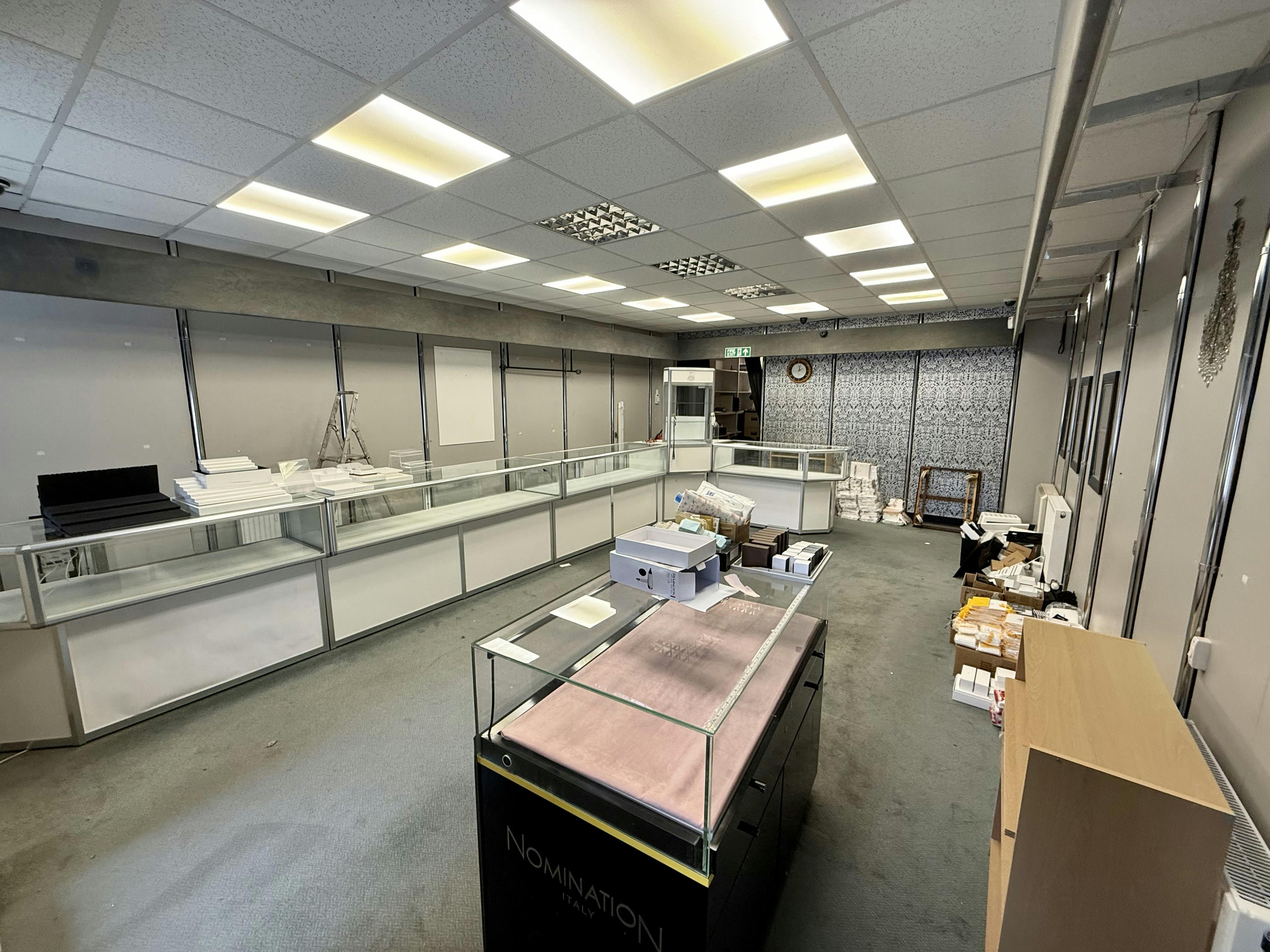 23 Middle Street, Consett, Retail For Sale - IMG_5158.jpeg