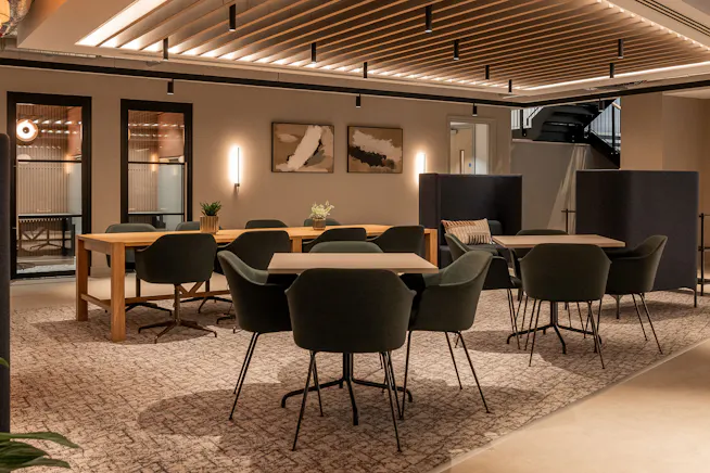 Copthall Bridge House, Harrogate, Offices To Let - 6CommunalWorkArea2-2.jpg