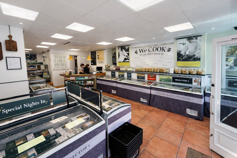 89 Warwick Street, Leamington Spa, Leisure / Retail To Let - edited internal 1.png