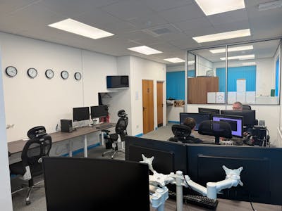 3 The Oaks, Redditch, Office For Sale - IMG_5862.JPG