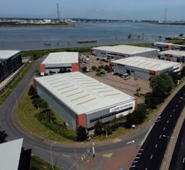 Unit 24 Quadrant Court, Dartford, Industrial To Let - Dartford - Quadrant Court 24 main.jpg