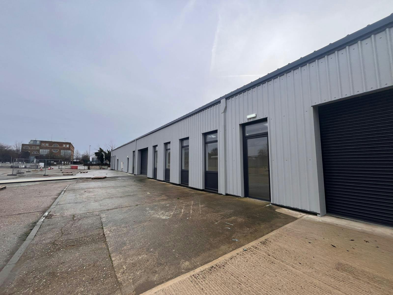 Units 2-4 The Point, Aylesbury, Industrial To Let - WhatsApp Image 2025.jpeg