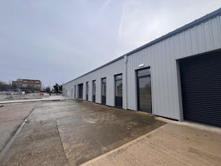 Units 2-4 The Point, Aylesbury, Industrial To Let - WhatsApp Image 2025.jpeg