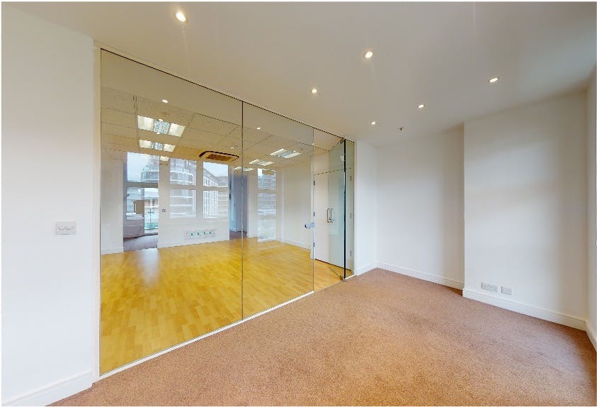 Unit 206, Harbour Yard, London, Office To Let - Picture 1.jpg