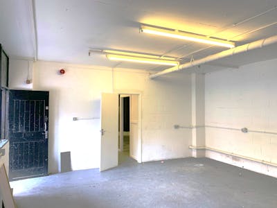 Unit 3A - 4A Regent Studios, 8 Andrews Road, London, Industrial To Let - IMG_3500.jpg