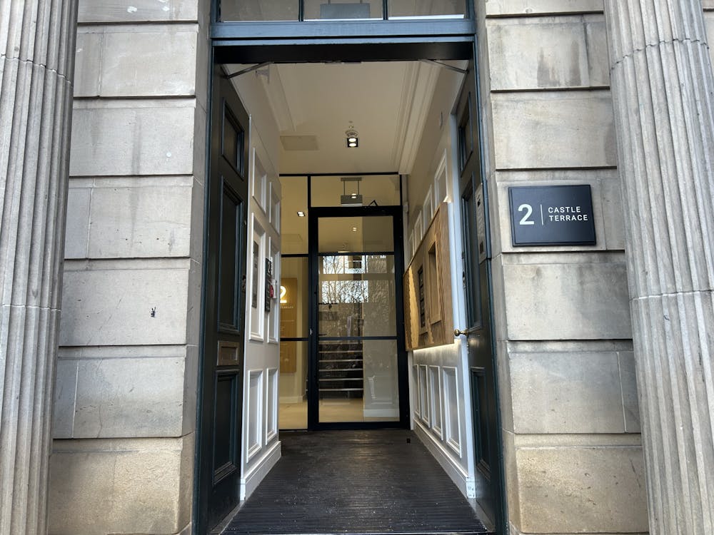 2 Castle Terrace - IMG_0158.jpeg