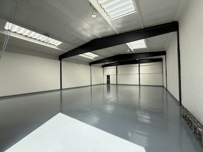 Unit 5 Aston Fields Industrial Estate, Bromsgrove, Industrial/Logistics To Let - IMG_2963.JPG