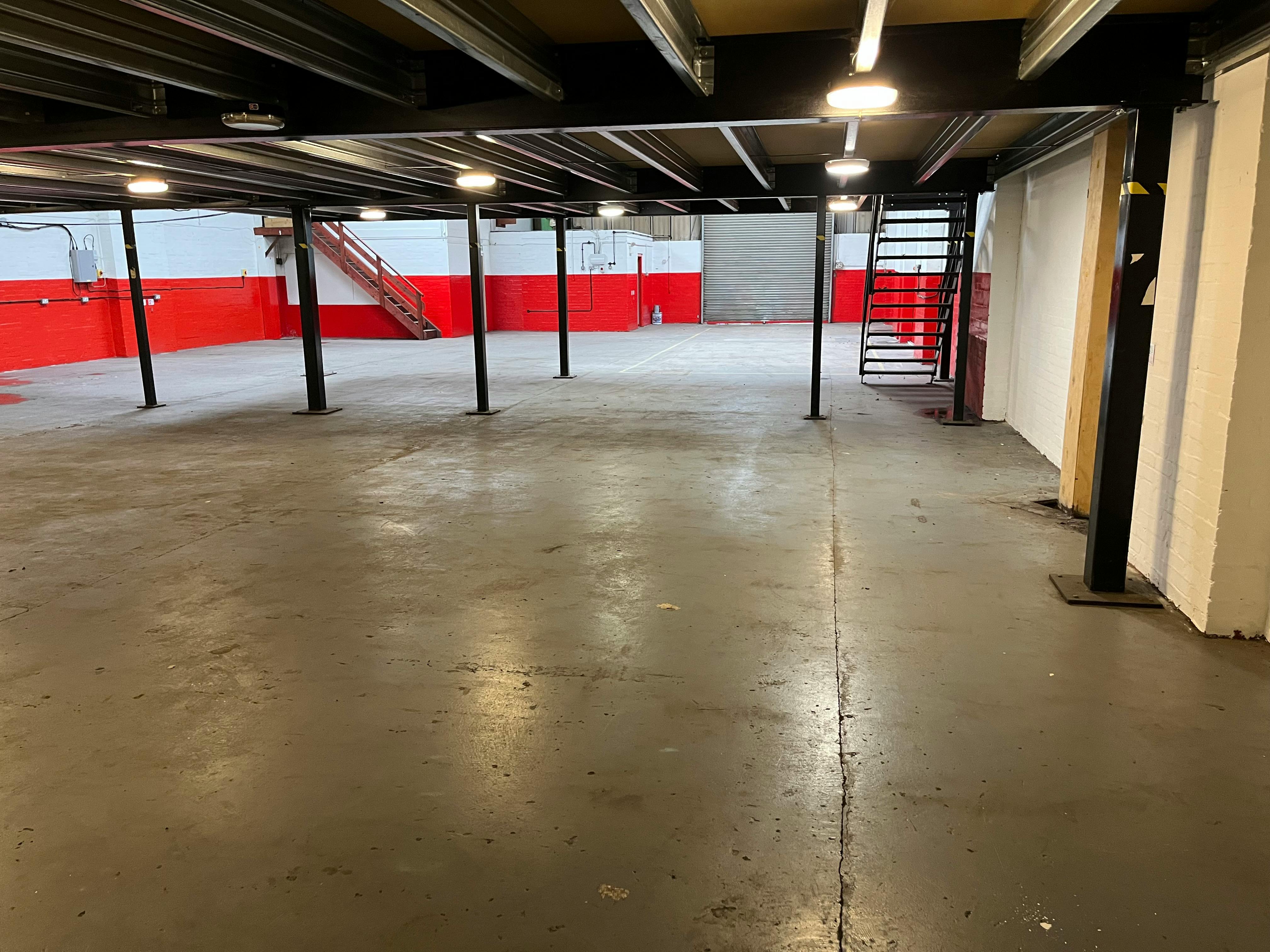 Industrial Unit in Warwick - photo 2